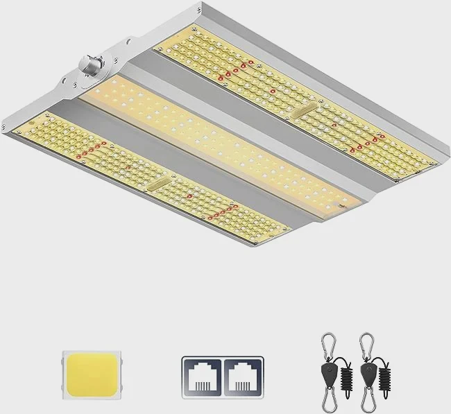 Product photograph from the original 2023 article: VIPARSPECTRA XS1500 LED (original model)