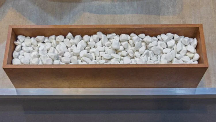 Using pebble trays